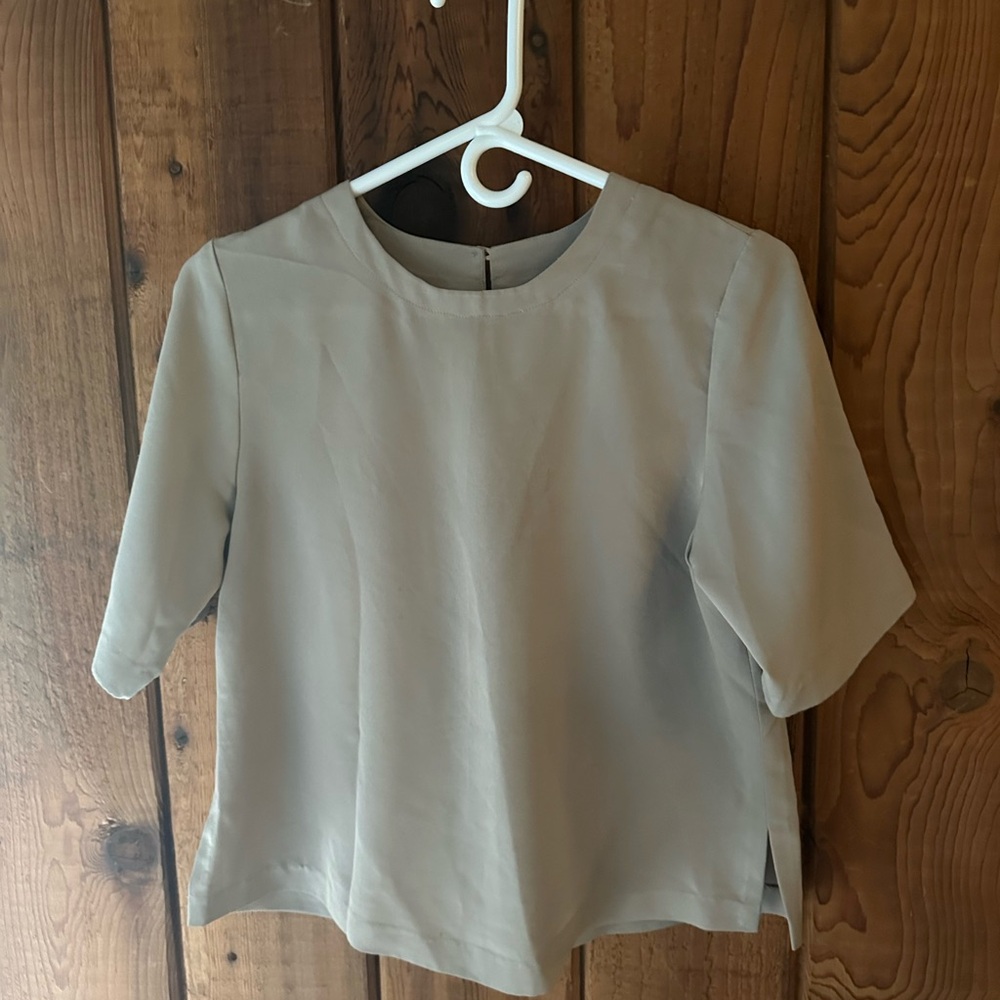 Gray Boxy 3/4 Sleeve Blouse